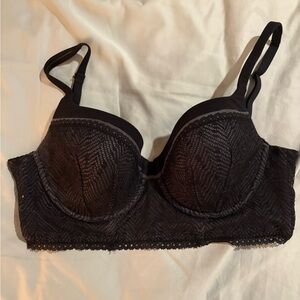 VS Elegant Black Lace Bralette